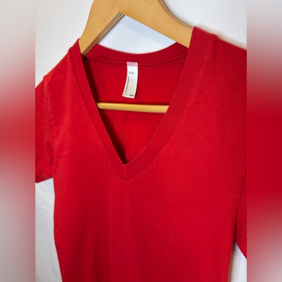 American Apparel | V-neck Short Sleeve Tee | Red | Size XS - Picture 3 of 4